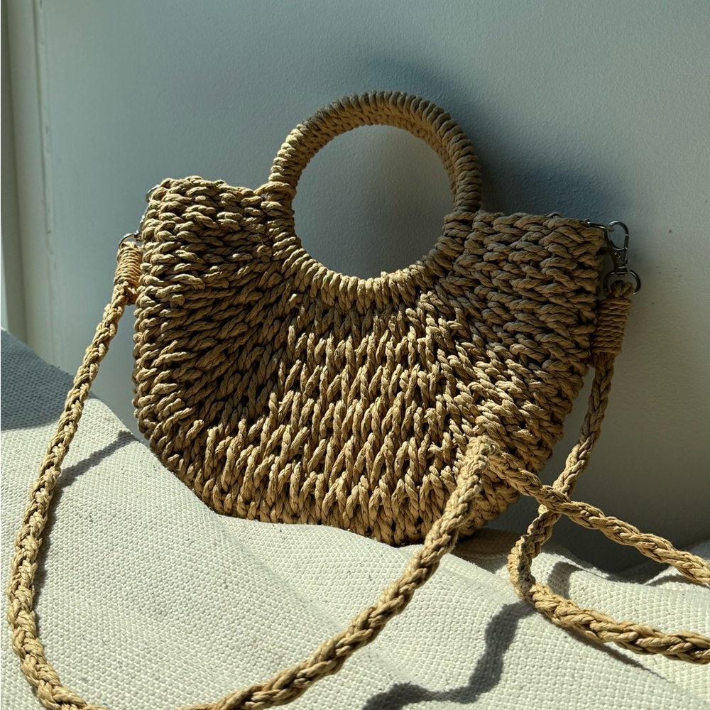 Stylish Tan Woven Handbag